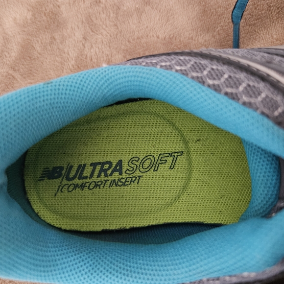 New Balance Gray and Blue Athletic Shoes - Picture 4 of 4